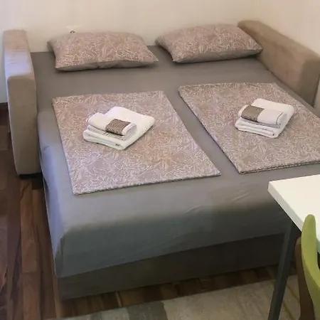 Apartament Kaić A2 *
